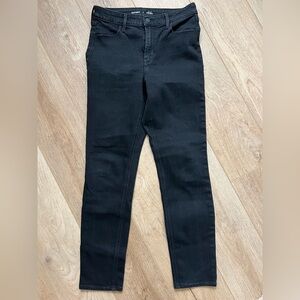 Old Navy Black Straight Leg Jeans